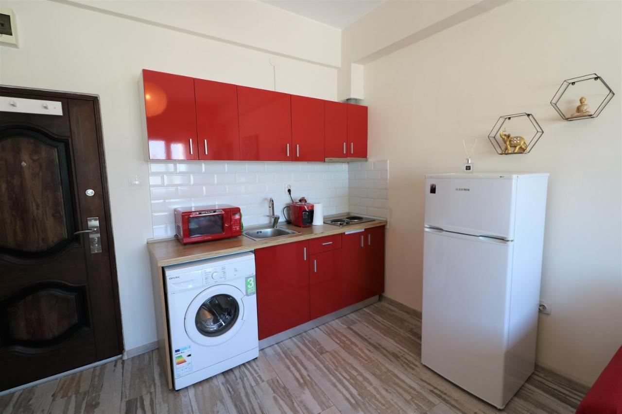 Charming Cozy Apartment - Old Town - Free Minibar Boekarest Buitenkant foto