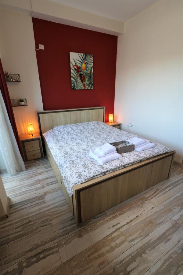 Charming Cozy Apartment - Old Town - Free Minibar Boekarest Buitenkant foto