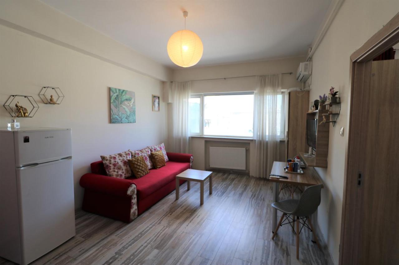Charming Cozy Apartment - Old Town - Free Minibar Boekarest Buitenkant foto