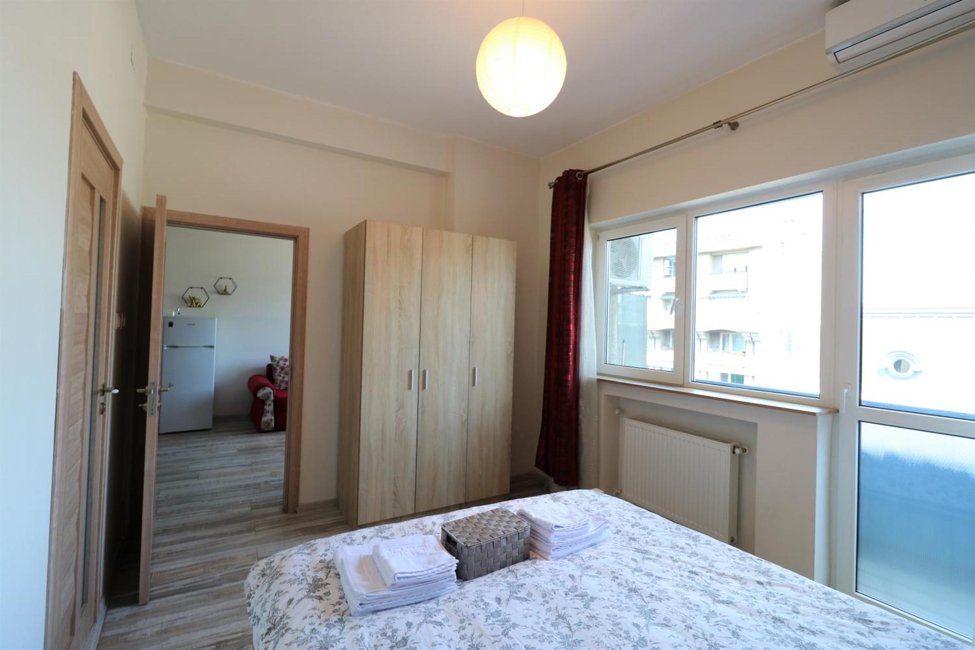 Charming Cozy Apartment - Old Town - Free Minibar Boekarest Buitenkant foto