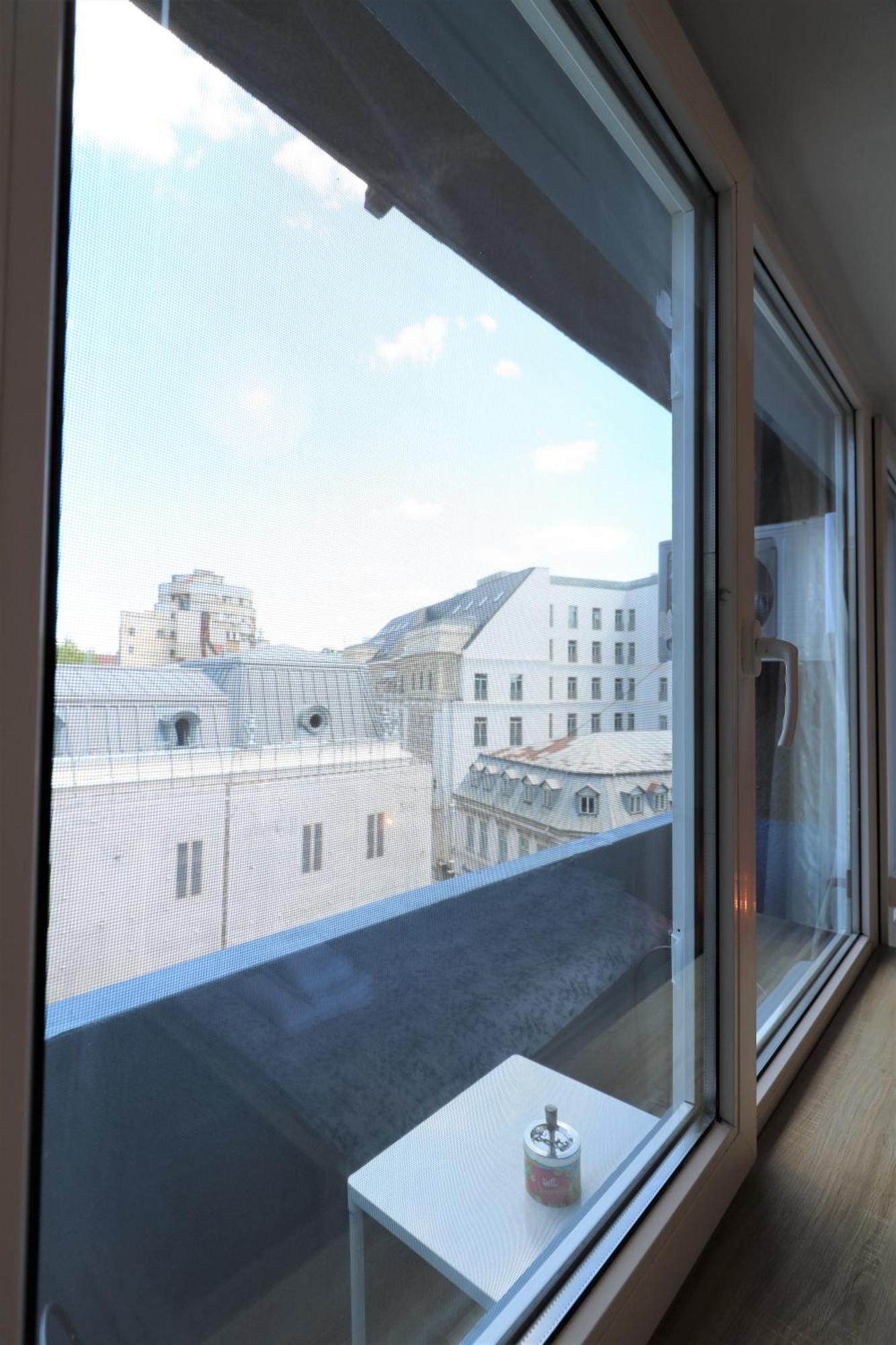 Charming Cozy Apartment - Old Town - Free Minibar Boekarest Buitenkant foto